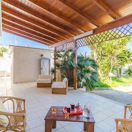 Villetta Rossa With Garden - Happy Rentals Melendugno Esterno foto